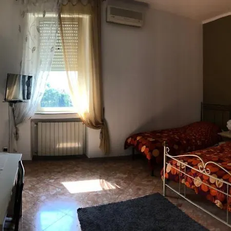 Class לינה וארוחת בוקר