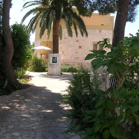 Class 3* Bari